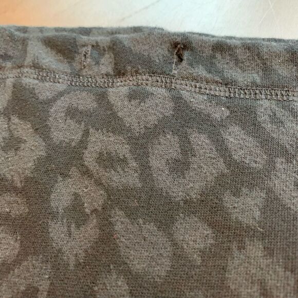 Pink big neck sweat shirt - Picture 4 of 5